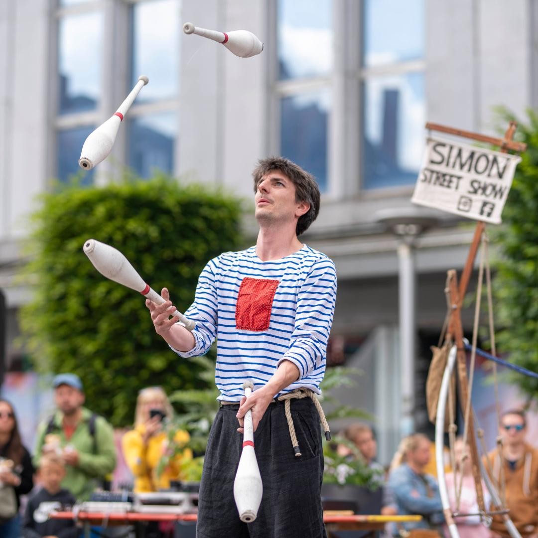 (c) Patricia Debras (c) Patricia Debras