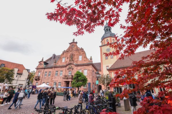 Herbstmarkt vor dem Rathaus